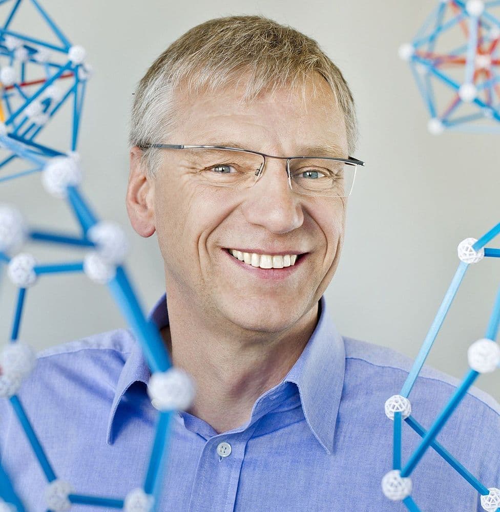 From Fundamental Solid State Chemistry to Energy Materials
