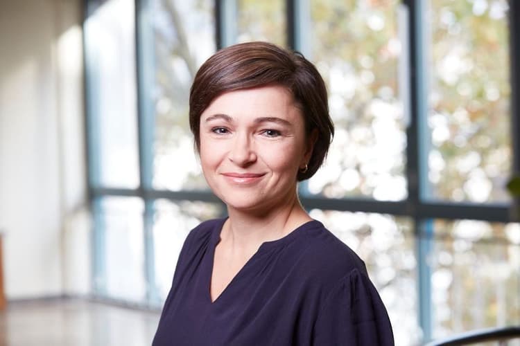 Anna Miller, Projektmanagerin Karriereservice und Stellenmarkt