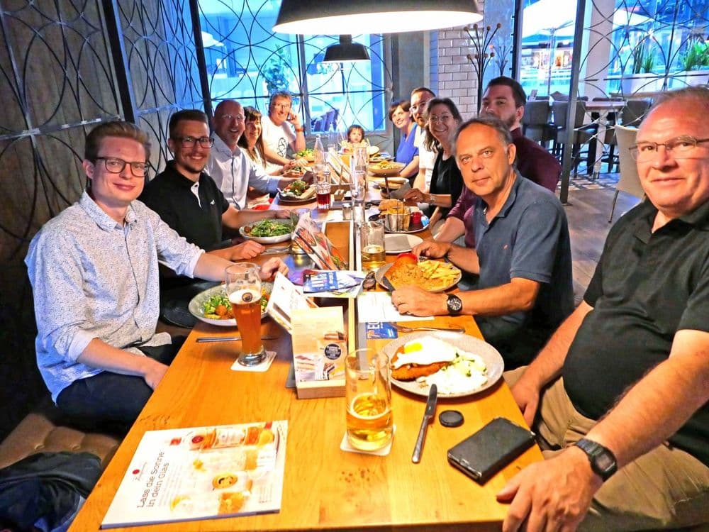 VCW-Stammtisch in Frankfurt am Main - Flughafen / Squaire